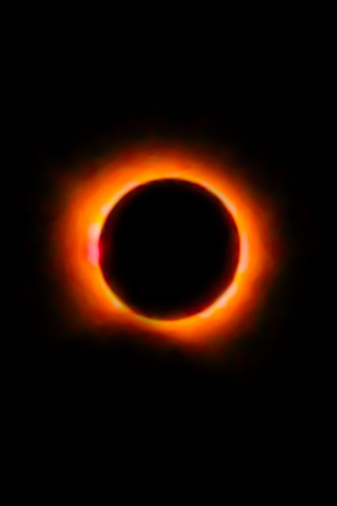 Photos de l'éclipse du 12 août 2026 à Carrion de los Condes, Espagne, avec smartphone xaomi red mi note 14 pro 5g ... Par Sylvie RODRIGUES (Brassac) 10